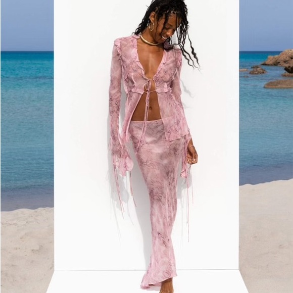 Rat & Boa Skirt - Picture 2 of 2